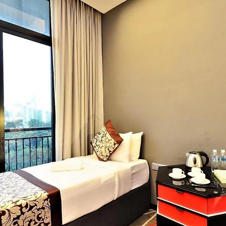 Red M101 By Oak Tree Apartment Куала Лумпур Екстериор снимка