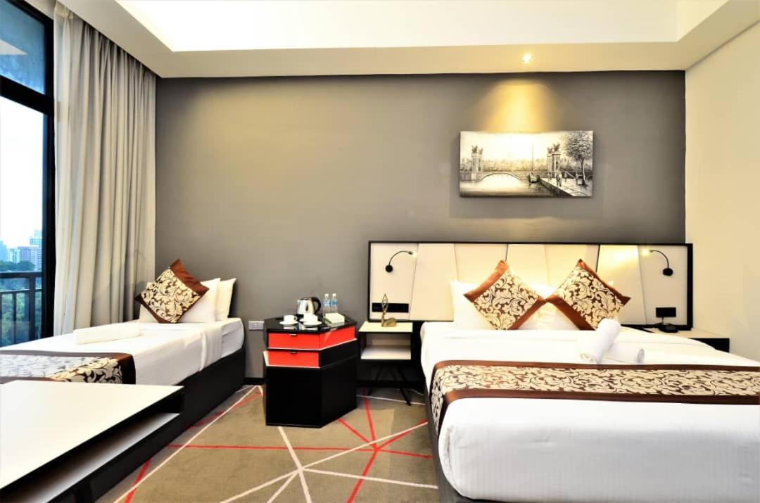 Red M101 By Oak Tree Apartment Куала Лумпур Екстериор снимка