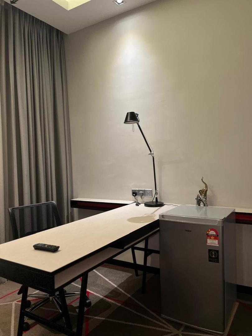 Red M101 By Oak Tree Apartment Куала Лумпур Екстериор снимка