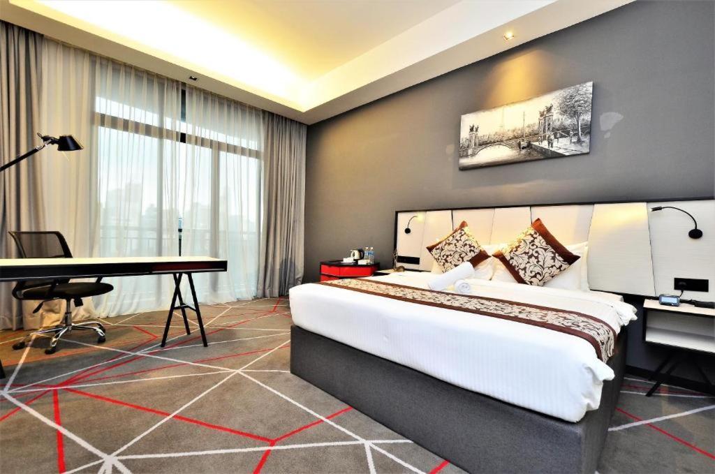 Red M101 By Oak Tree Apartment Куала Лумпур Екстериор снимка